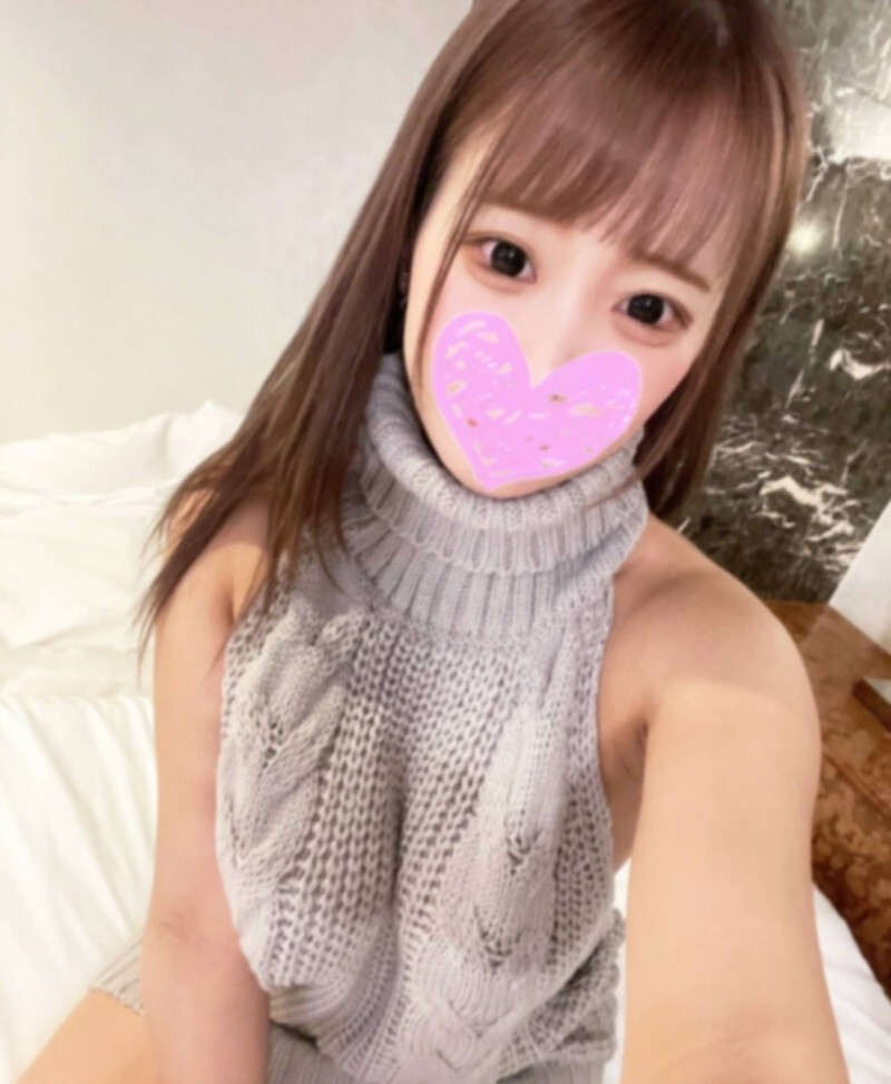 FC2-PPV-4670050 [Uncensored] Support the H-cup beauty who is single and struggling after being cheated on by her handsome husband! You'd think she wouldn't like it, but she's so horny that she goes wild, and he thrusts his cock deep into he