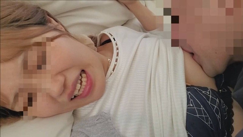 FC2-PPV-4647280 She borrows the money without her husband's knowledge, but is unable to repay it, so he takes her to his room, gropes her body, and although she resists in vain, he ejaculates a large amount of semen from someone other than his husban